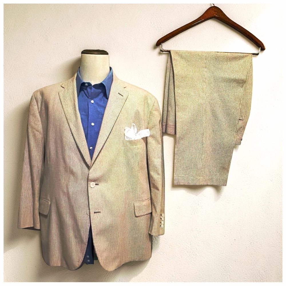 Tom James Royal Classic Summer Seersucker Suit | Tan/Cream | Hand Tailored